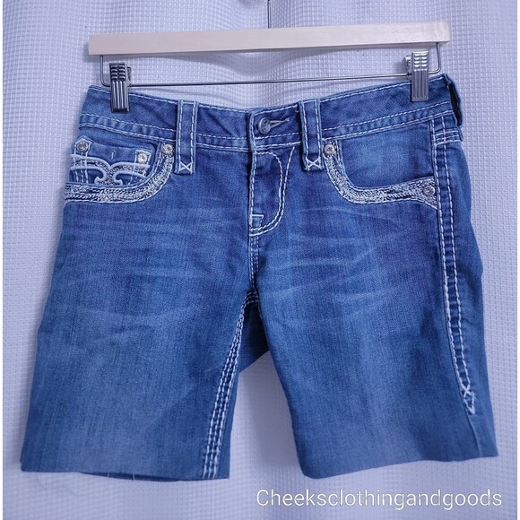 Rock Revival Y2K Low Rise Bambi Cut-Off Shorts Women's Size 26 - Picture 1 of 6